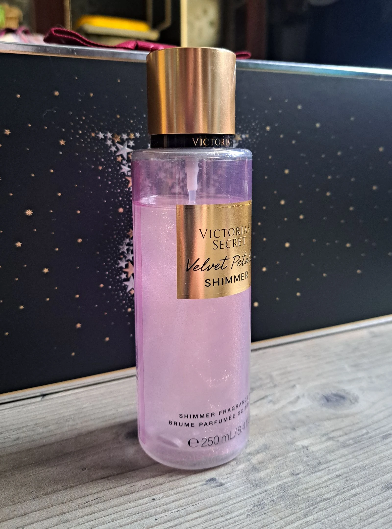 Spray corporal perfumado Victoria's Secret Velvet Petals Shimmer – photo 3